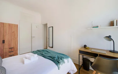Private room at Av. António Augusto de Aguiar 56, 1050-012 Lisboa, Portogallo, image 6 of 41