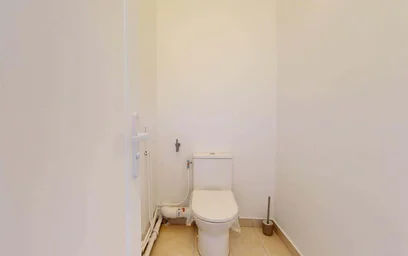 Private room at 23 Bd du Montaigut, 94000 Créteil, France, image 17 of 19