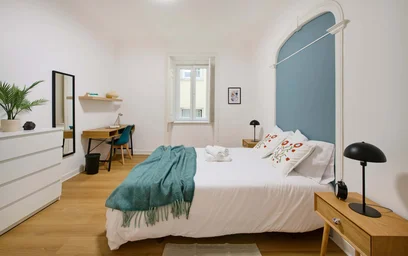 Private room at Av. António Augusto de Aguiar 56, 1050-012 Lisboa, Portogallo, image 7 of 41