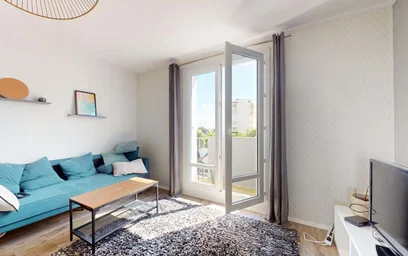 Private room at 12 Rue Gustave Mareau, 49000 Angers, France, image 8 of 20