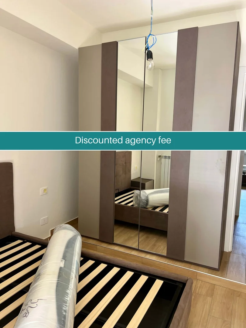 Bright and airy student room with easy university access in