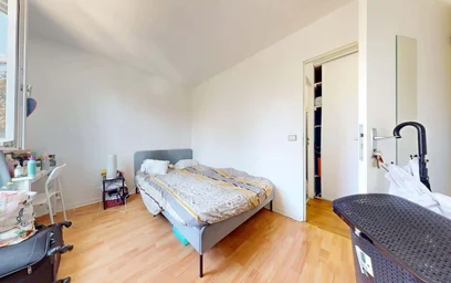 Stanza privata in 18 Pl. des Colonnes Hubert Renaud, 95800 Cergy, France, immagine 2 di 11