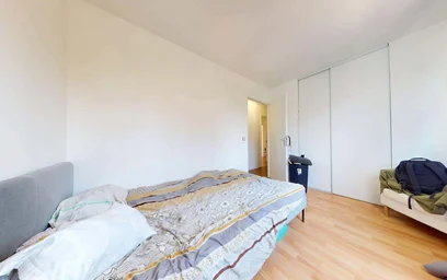 Stanza privata in 18 Pl. des Colonnes Hubert Renaud, 95800 Cergy, France, immagine 3 di 11