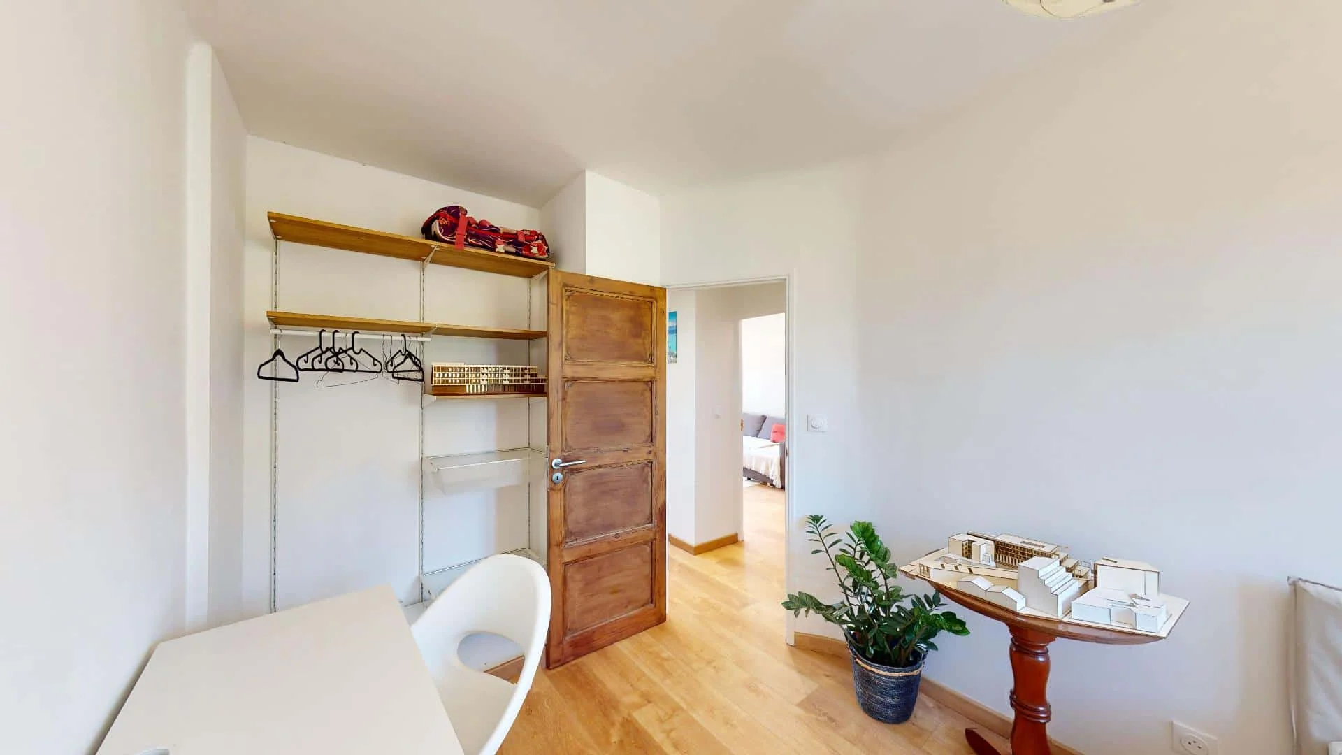 Budgetfreundliches Studentenzimmer in CampusnÀhe in