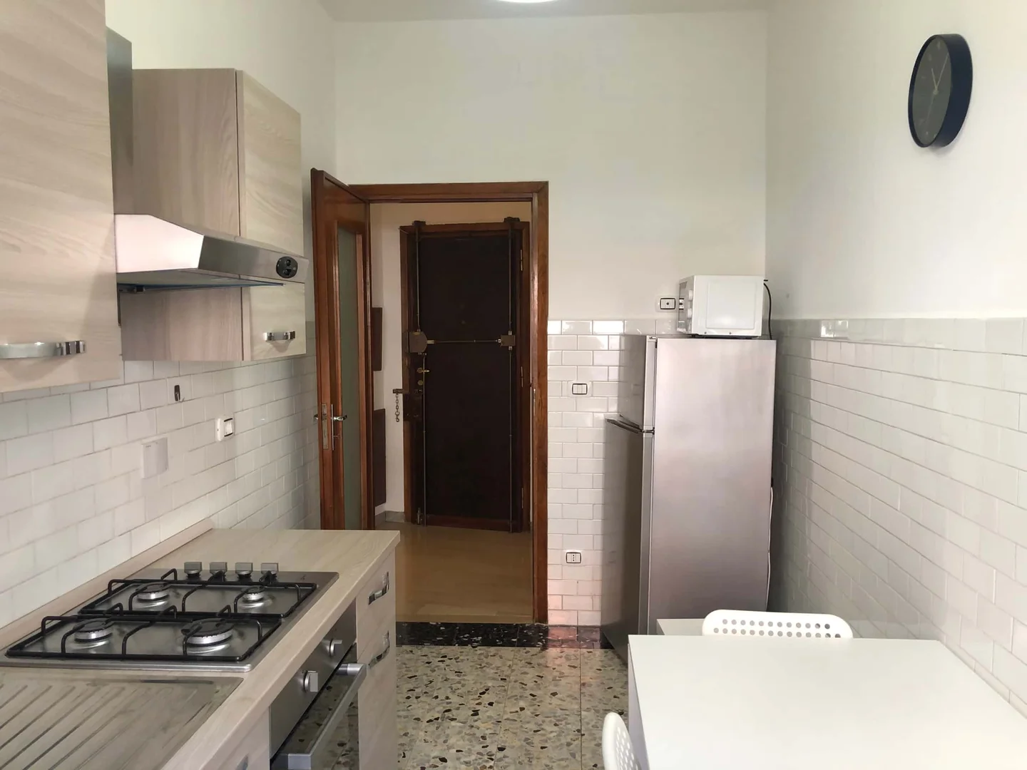  bölgesinde konforlu ve ferah öğrenci odası