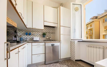 Apartamento inteiro em Viale Aspromonte, 9, 16128 Genova GE, Italy, imagem 3 de 14