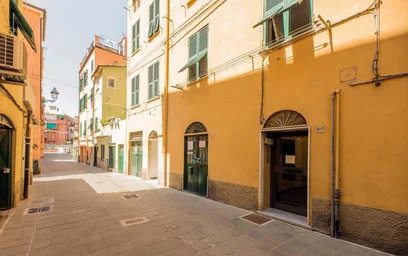Całe miejsce Via Paglia, 107/3, 16154 Genova GE, Italy, obraz 22 23
