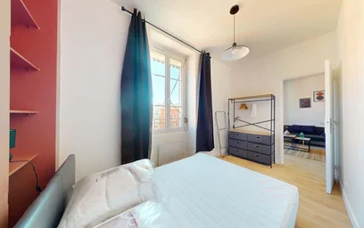 Entire apartment at 19 Rue Persoz, 69100 Villeurbanne, France, image 7 of 13