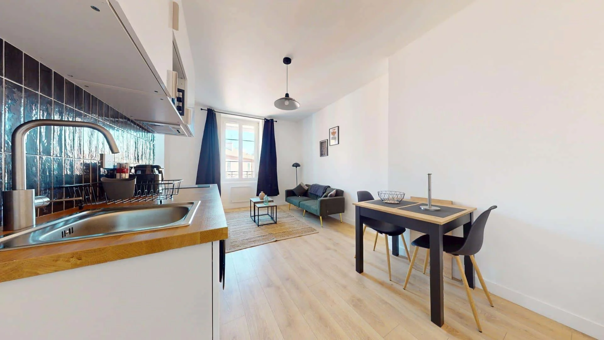 19 Rue Persoz, 69100 Villeurbanne, France