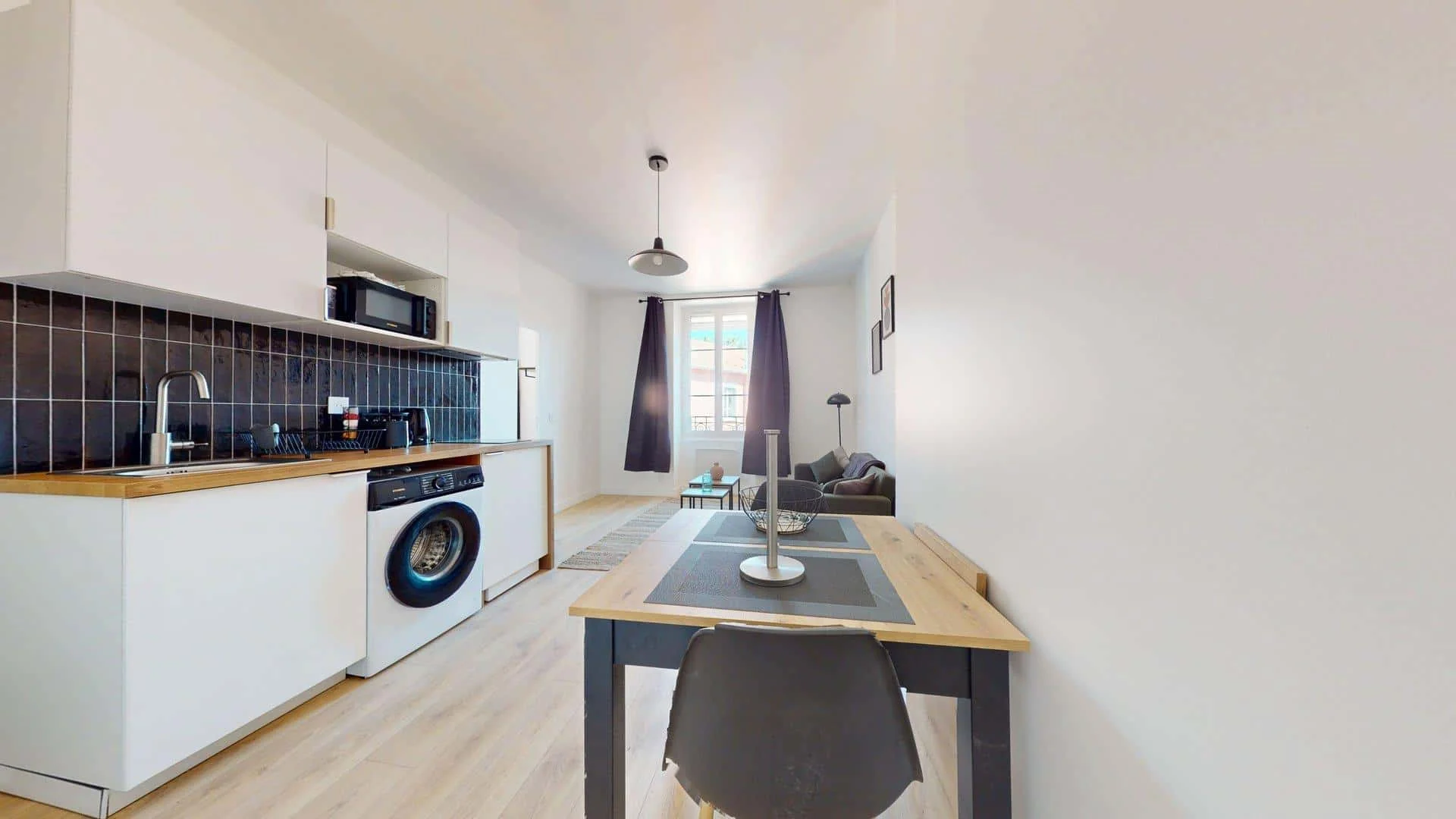 19 Rue Persoz, 69100 Villeurbanne, France
