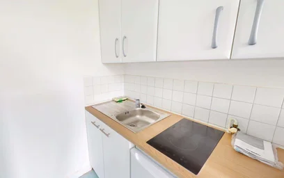 Appartamento intero in 16 All. du Parc, 86000 Poitiers, France, immagine 7 di 18