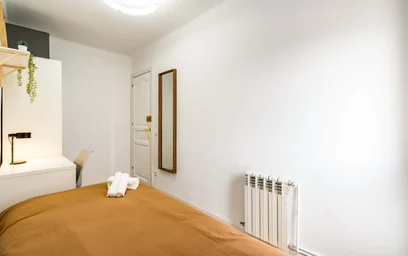 Quarto privado em Carrer de Sant Isidor, 31, 08206 Sabadell, Barcelona, Spagna, imagem 5 de 32