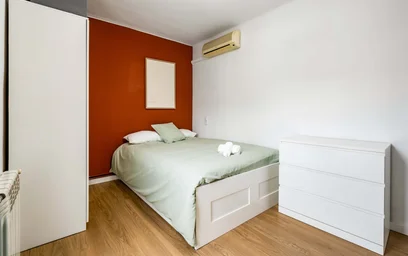 Quarto privado em Carrer de Sant Isidor, 31, 08206 Sabadell, Barcelona, Spagna, imagem 5 de 32