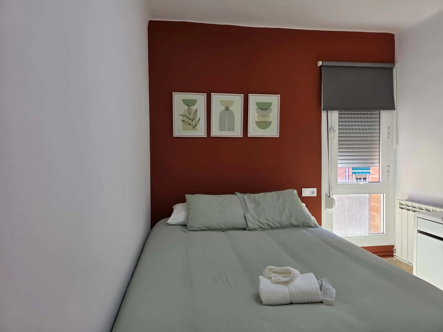 Quarto amigo do estudante em  com comodidades modernas