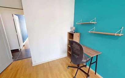 Habitación privada en 35 Ave. Washington, 38100 Grenoble, France, imagen 4 de 18