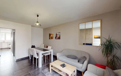 Habitación privada en 35 Ave. Washington, 38100 Grenoble, France, imagen 8 de 18
