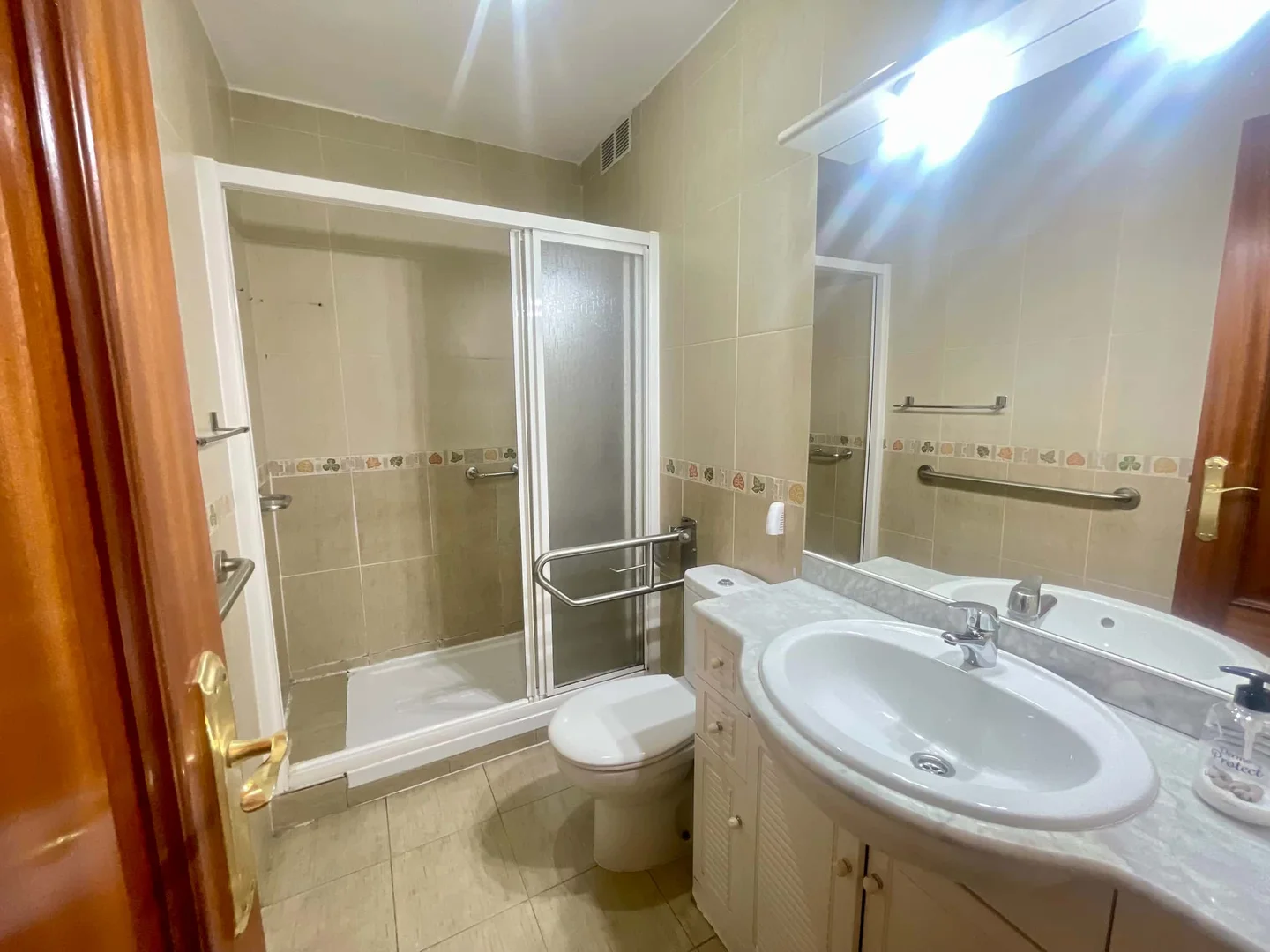 Affordable room for students with ample lighting in