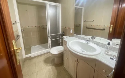 Private room at C. Valdemoro, 18, pta 28, 28901 Getafe, Madrid, Spain, image 7 of 12