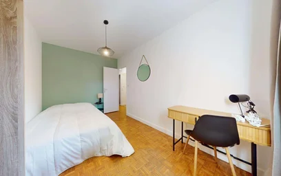 Habitación privada en 429 Cr Émile-Zola, 69100 Villeurbanne, France, imagen 4 de 15
