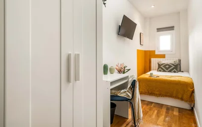 Stanza privata in Carrer d'Hercegovina, 14, Sarrià-Sant Gervasi, 08006 Barcelona, Spagna, immagine 2 di 22