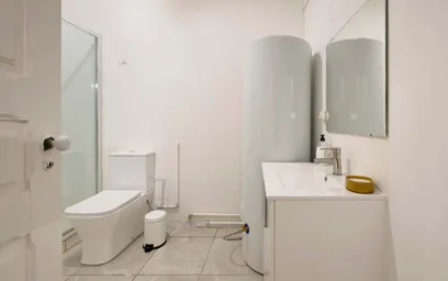 Private room at Av. António Augusto de Aguiar 56, 1050-012 Lisboa, Portogallo, image 19 of 43