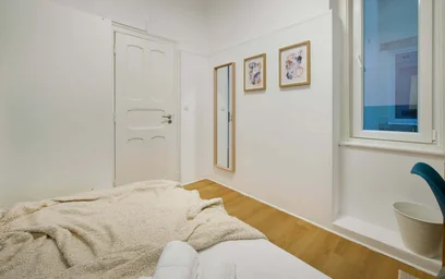 Private room at Av. António Augusto de Aguiar 56, 1050-012 Lisboa, Portogallo, image 6 of 40