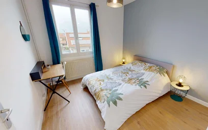 Appartamento intero in 46 bis Av. Aristide Briand, 38600 Fontaine, France, immagine 14 di 23