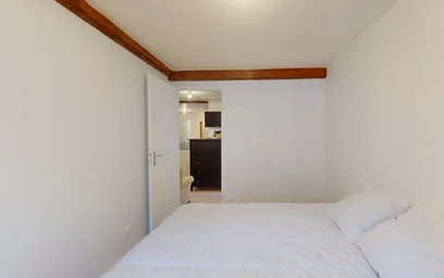 Chambre privée à 8 Rue la Pérouse, 76600 Le Havre, France, image 3 de 19