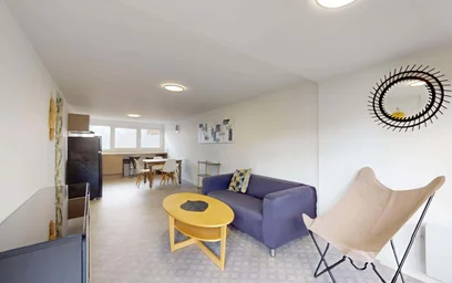 Logement entier à 13 Rue Maurice Ravel, 59650 Villeneuve-d'Ascq, France, image 2 de 21
