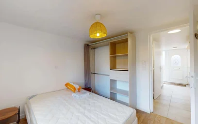 Logement entier à 13 Rue Maurice Ravel, 59650 Villeneuve-d'Ascq, France, image 13 de 21