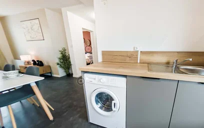 Özel oda konumu 4 Rue Gustave Courbet, 38400 Saint-Martin-d'Hères, France, 3 6 görüntüsü