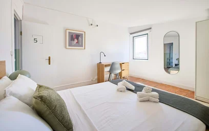 Habitación privada en R. dos Poiais de São Bento 46 5, 1200-343 Lisboa, Portogallo, imagen 4 de 28