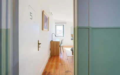 Habitación privada en R. dos Poiais de São Bento 46 5, 1200-343 Lisboa, Portogallo, imagen 6 de 28