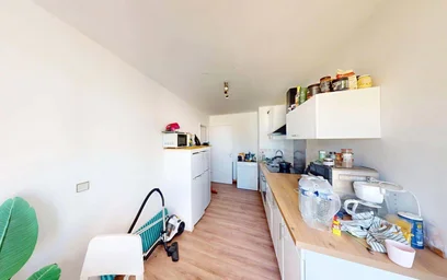 Stanza privata in 18 Pl. des Colonnes Hubert Renaud, 95800 Cergy, France, immagine 3 di 9