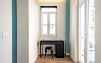 Gesamte Unterkunft in der R. Dr. Álvaro de Castro 32, 1600-059 Lisboa, Portugal, bild 7 von 17