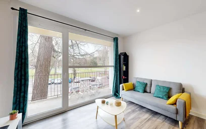 Habitación privada en 1 Bis Av. d'Ossau, 64000 Pau, France, imagen 6 de 19