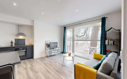 Habitación privada en 1 Bis Av. d'Ossau, 64000 Pau, France, imagen 7 de 19