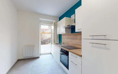 Gesamte Unterkunft in der 44 Rue du Cerf, 68200 Mulhouse, France, bild 2 von 19