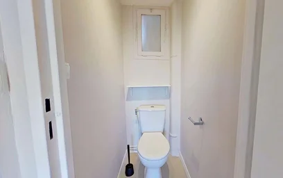 Chambre privée à 41 Rue de Pressensé, 76600 Le Havre, France, image 13 de 14