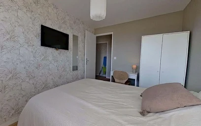 Chambre privée à 41 Rue de Pressensé, 76600 Le Havre, France, image 3 de 12
