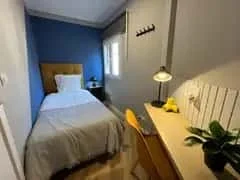 Chambre privée à C. Cantarranas, 13, 3ob, 40005 Segovia, Spain, image 1 de 10