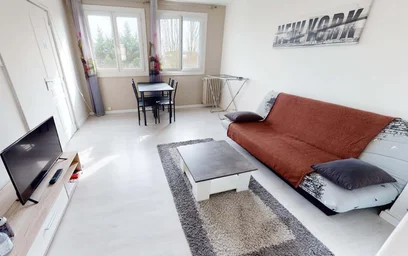 Quarto privado em 3 Rue Adolphe Dietrich, 21000 Dijon, France, imagem 1 de 11