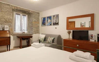 Apartamento inteiro em Via S. Maurizio, 3, 34129 Trieste TS, Italy, imagem 32 de 39