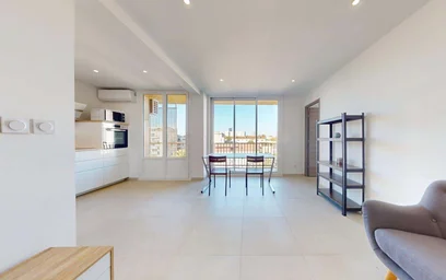 Logement entier à 21 Rue Louis Braille, 69100 Villeurbanne, France, image 4 de 25