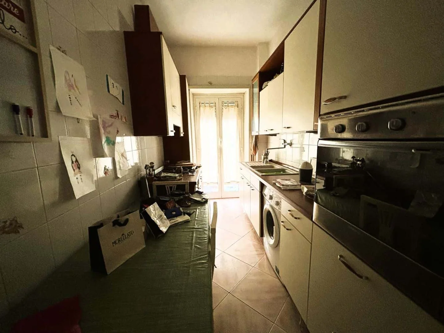 Helles und luftiges Studentenzimmer mit einfachem Zugang zur Universität in 