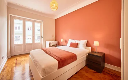 Chambre privée à R. José Falcão 57, 1000-184 Lisboa, Portugal, image 1 de 20