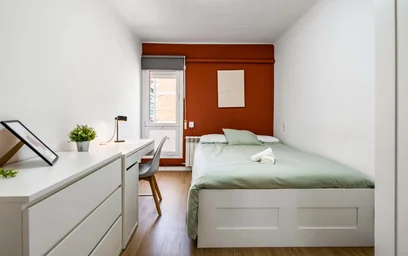 Quarto privado em Carrer de Sant Isidor, 31, 08206 Sabadell, Barcelona, Spagna, imagem 3 de 31