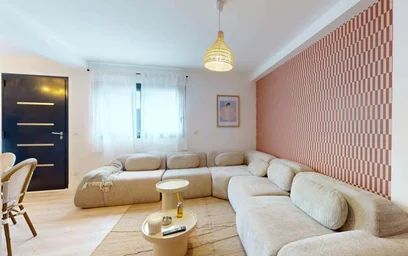 Private room at 17 Rue Louis Mie, 33000 Bordeaux, France, image 13 of 15
