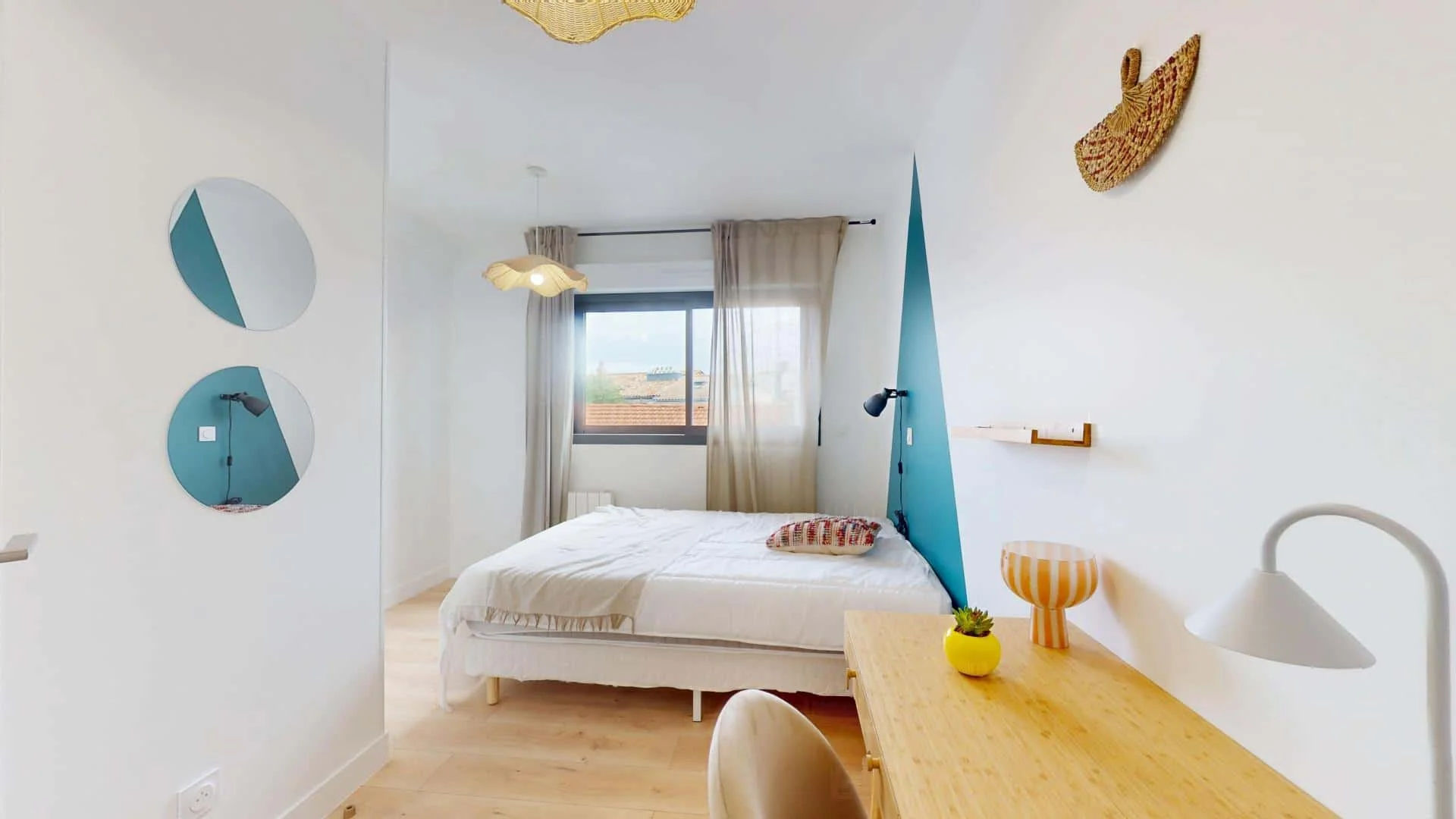 Affordable room for students with ample lighting in 