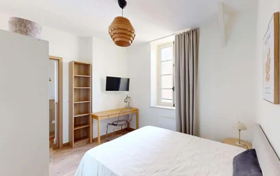 Private room at Rue du Cadran Saint-Pierre, 51100 Reims, France, image 4 of 16